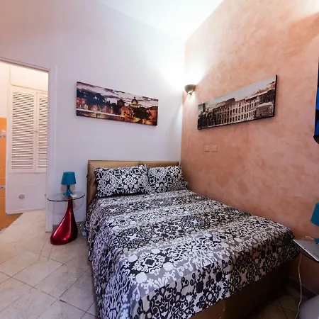 Navona Holiday Loft Apartment *